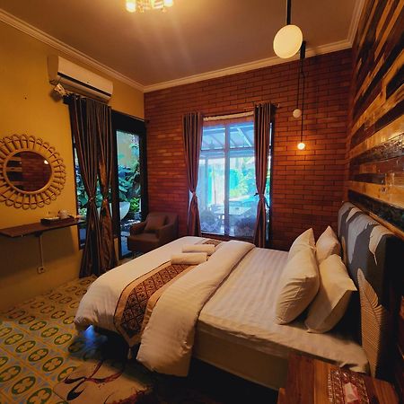 Sammy Home Yogyakarta Extérieur photo