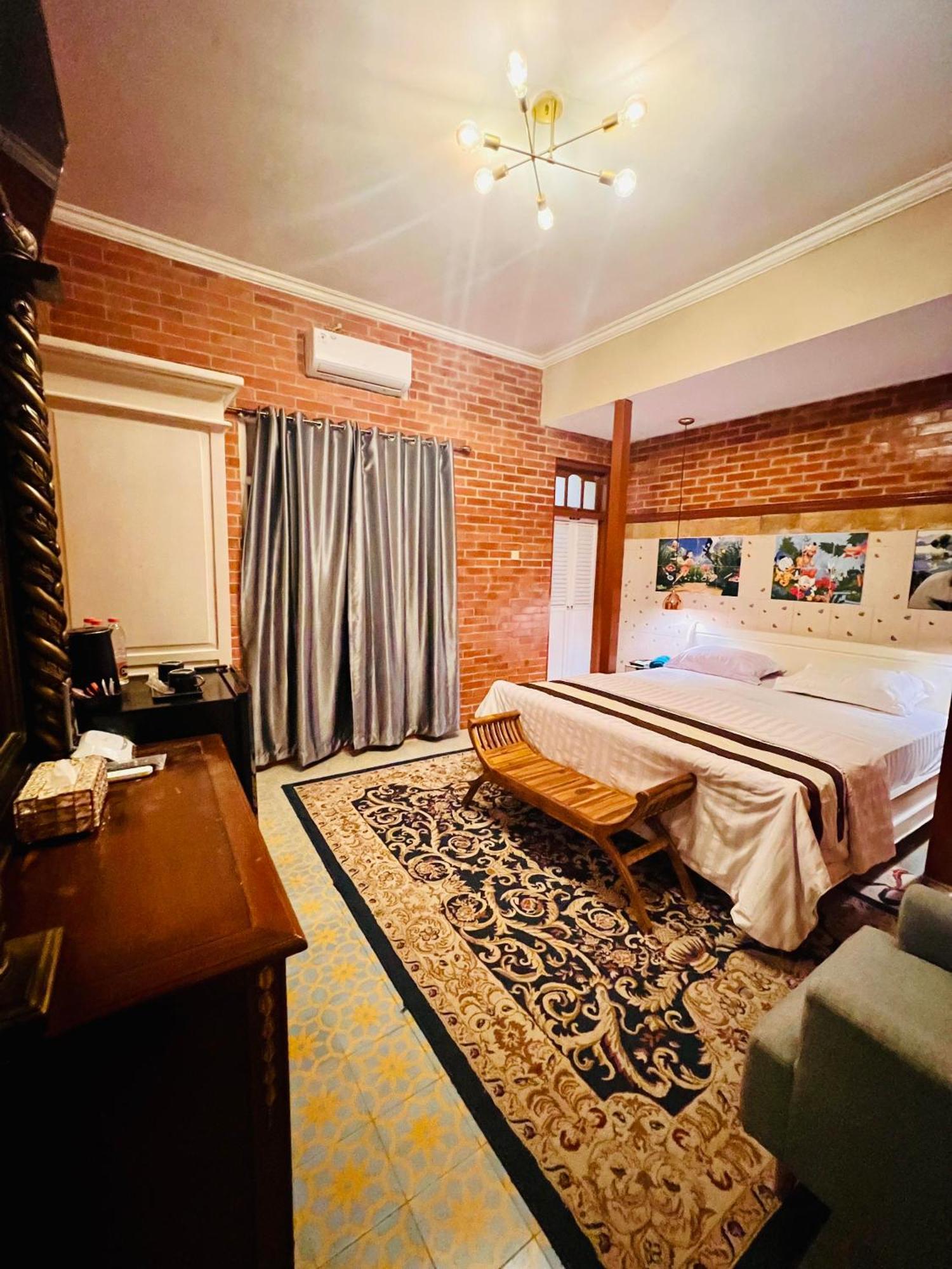 Sammy Home Yogyakarta Extérieur photo