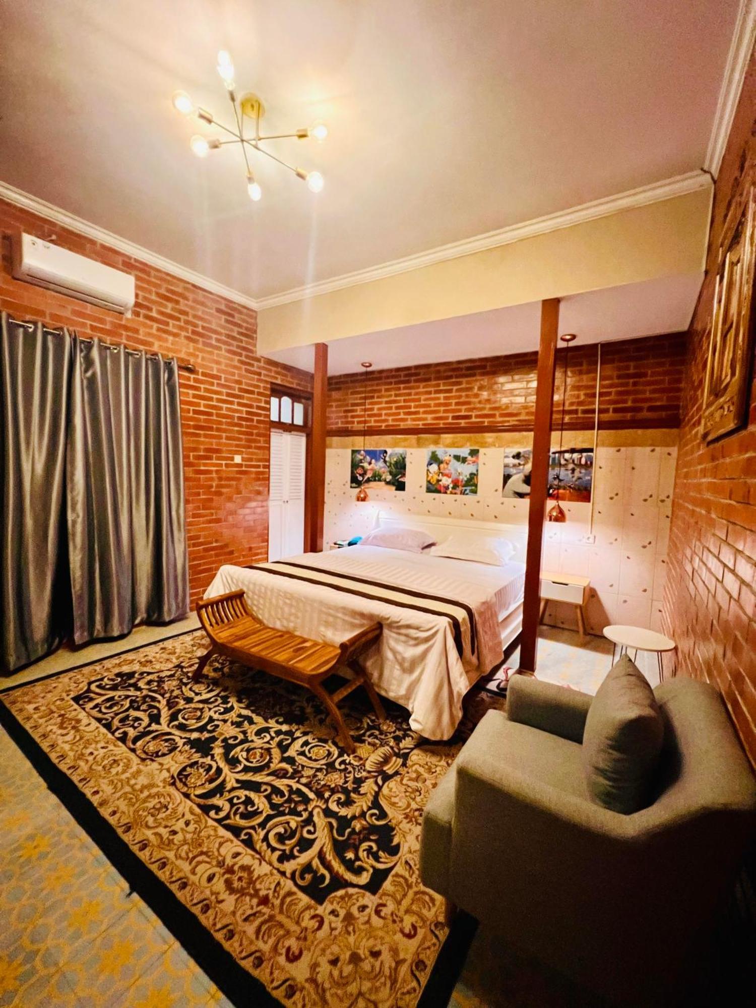 Sammy Home Yogyakarta Extérieur photo